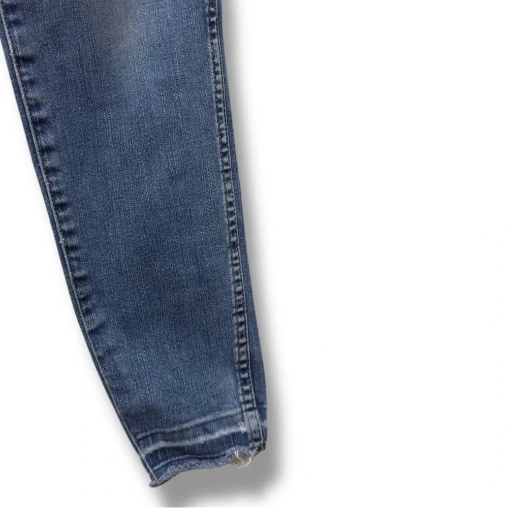 497 Madewell | EUC High-Rise Skinny Button-Fly Distressed Jeans (size 27) - Picture 9 of 16